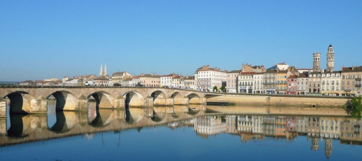 5* DLX AMADEUS PROVENCE İLE BURGONYA VE PROVENCE