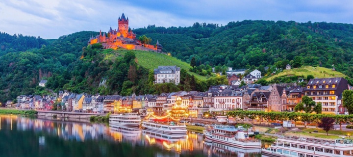 5* DELUXE AMADEUS QUEEN İLE BAŞTAN SONA REN NEHRİ & MOSEL